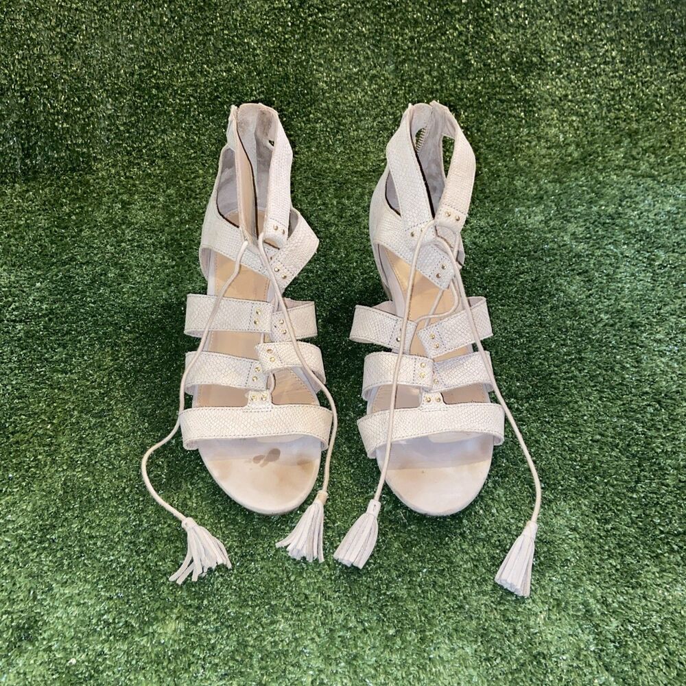 UGG Women’s Size 11 Beige Gladiator Wedge Sandals Tassel Lace Up Zip Strap